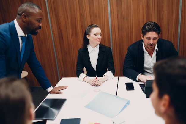 Employment law advisory services for companies and HR departments